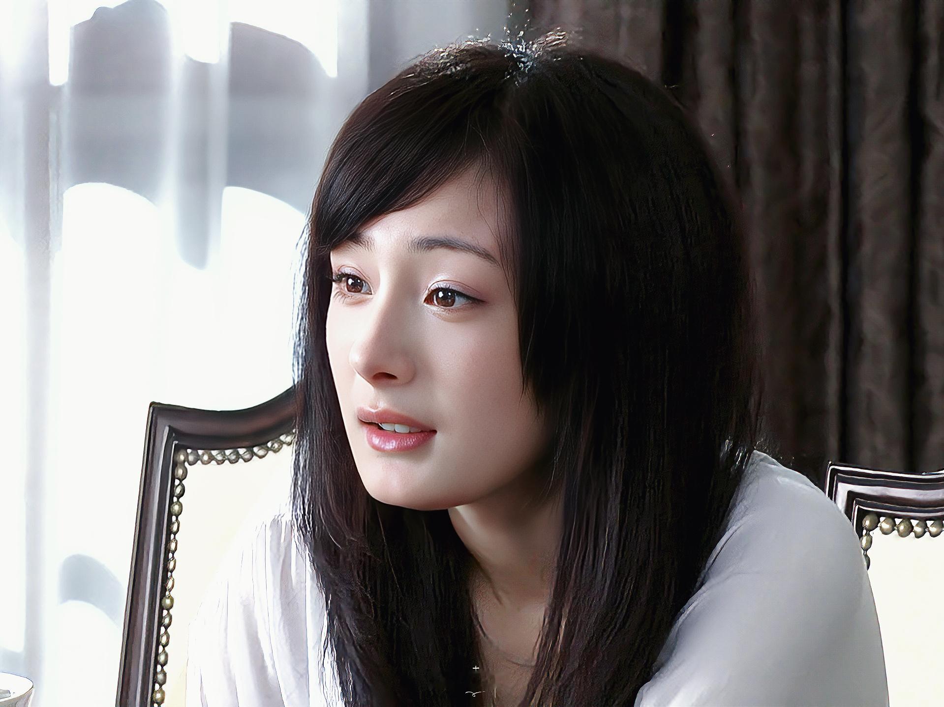 我们夏佳佳简直就是萌妹的代表词！不装了这是我亲女儿杨幂  ×  夏佳佳  专栏 