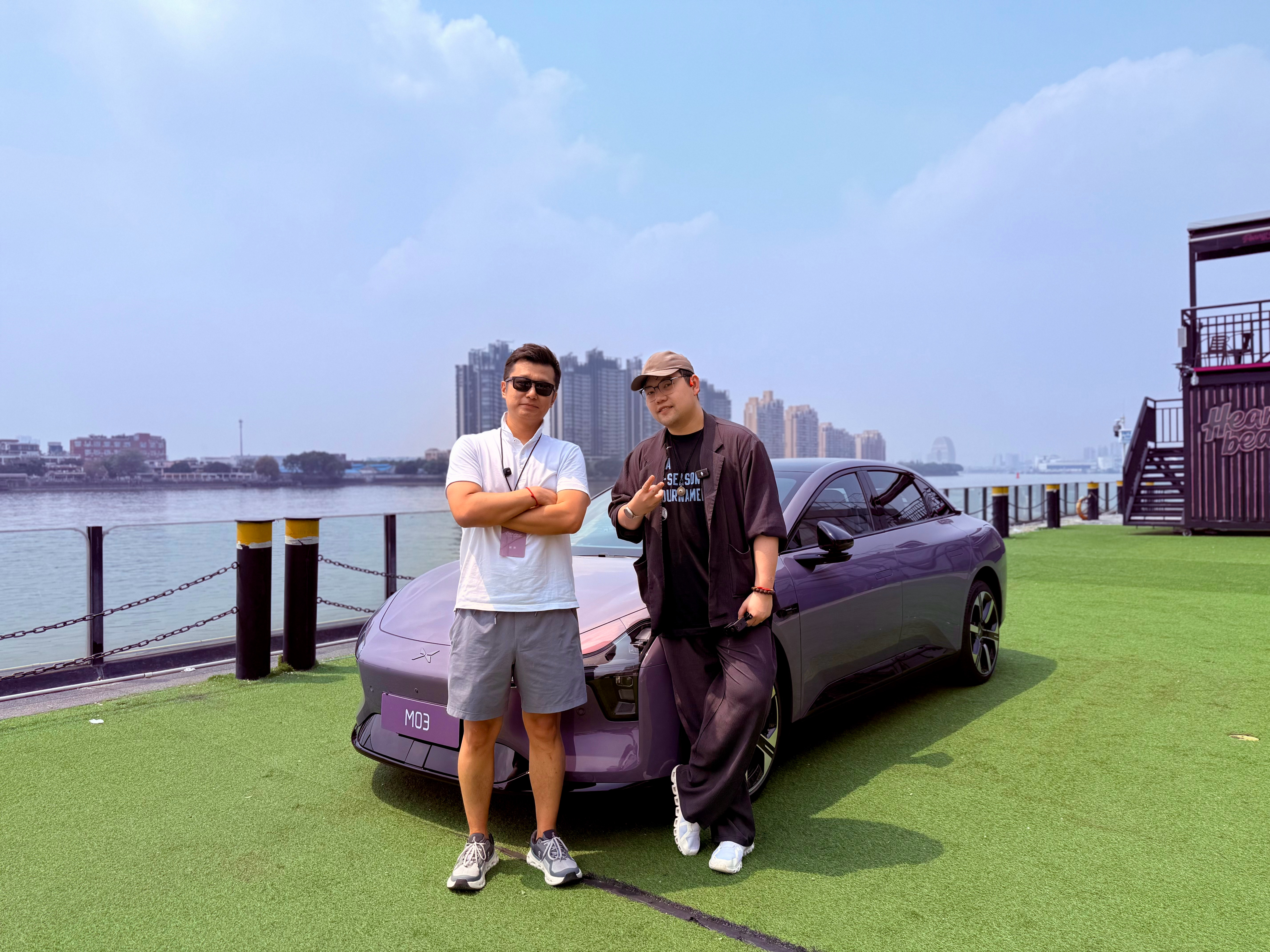 2026款小鹏MONA大大大大大升级新配色罗兰紫和牛油果绿，都好看广州真的好热，