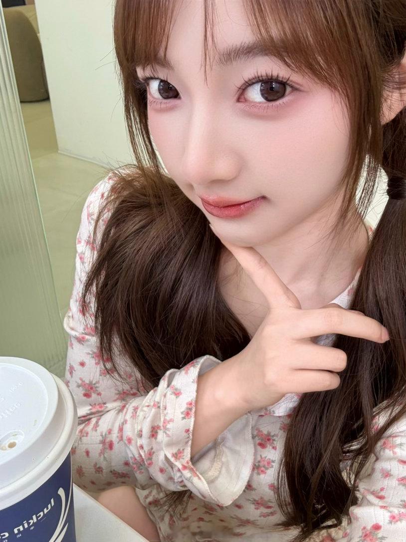 嘴巴嘟嘟成都约拍日常分享写真随手拍人像摄影