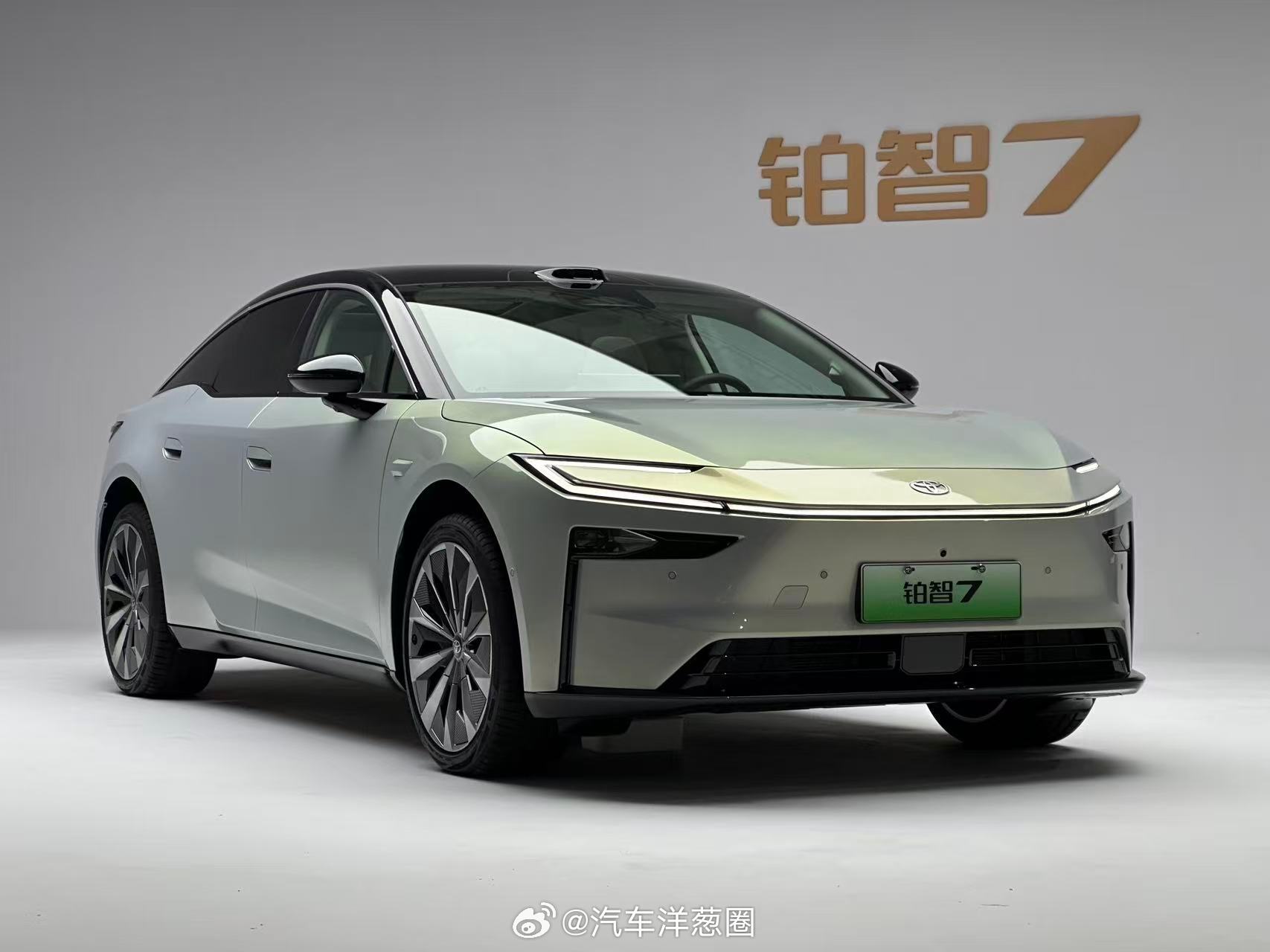 广汽丰田铂智7这个价格，有点东西啊葱爆新车 补贴权益价直接干到：15.68—19