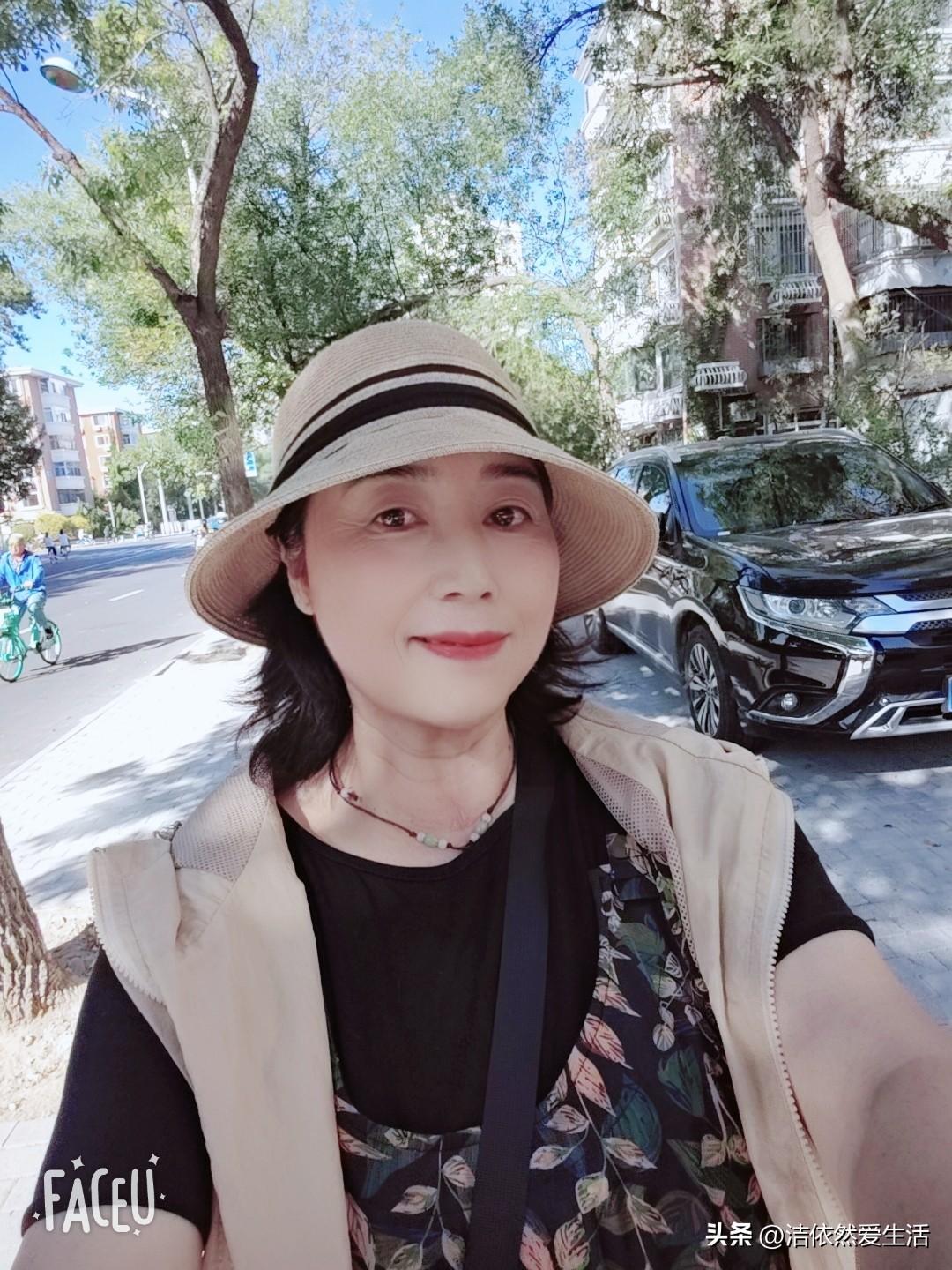 今日，漫无目的的闲游～

上午心想不逛公园了，就在马路上、街道里、小区内溜达溜达