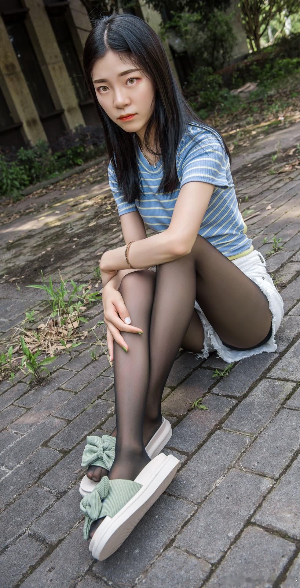 单车少女，夏日清凉~ 