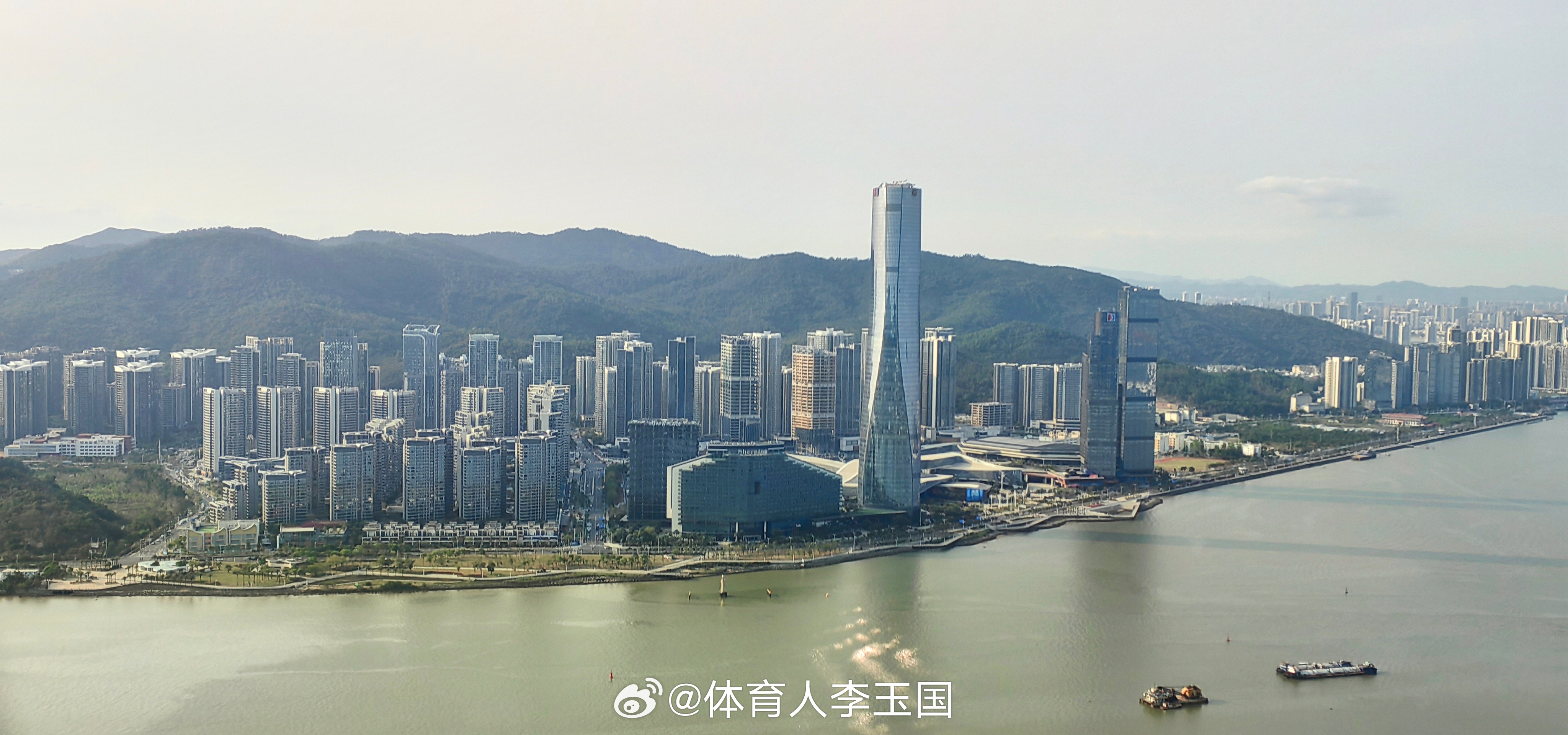 站在横琴看澳门🇲🇴祖国的强大，让人民安全的生活澳门粤港澳大湾区横琴城市风景 