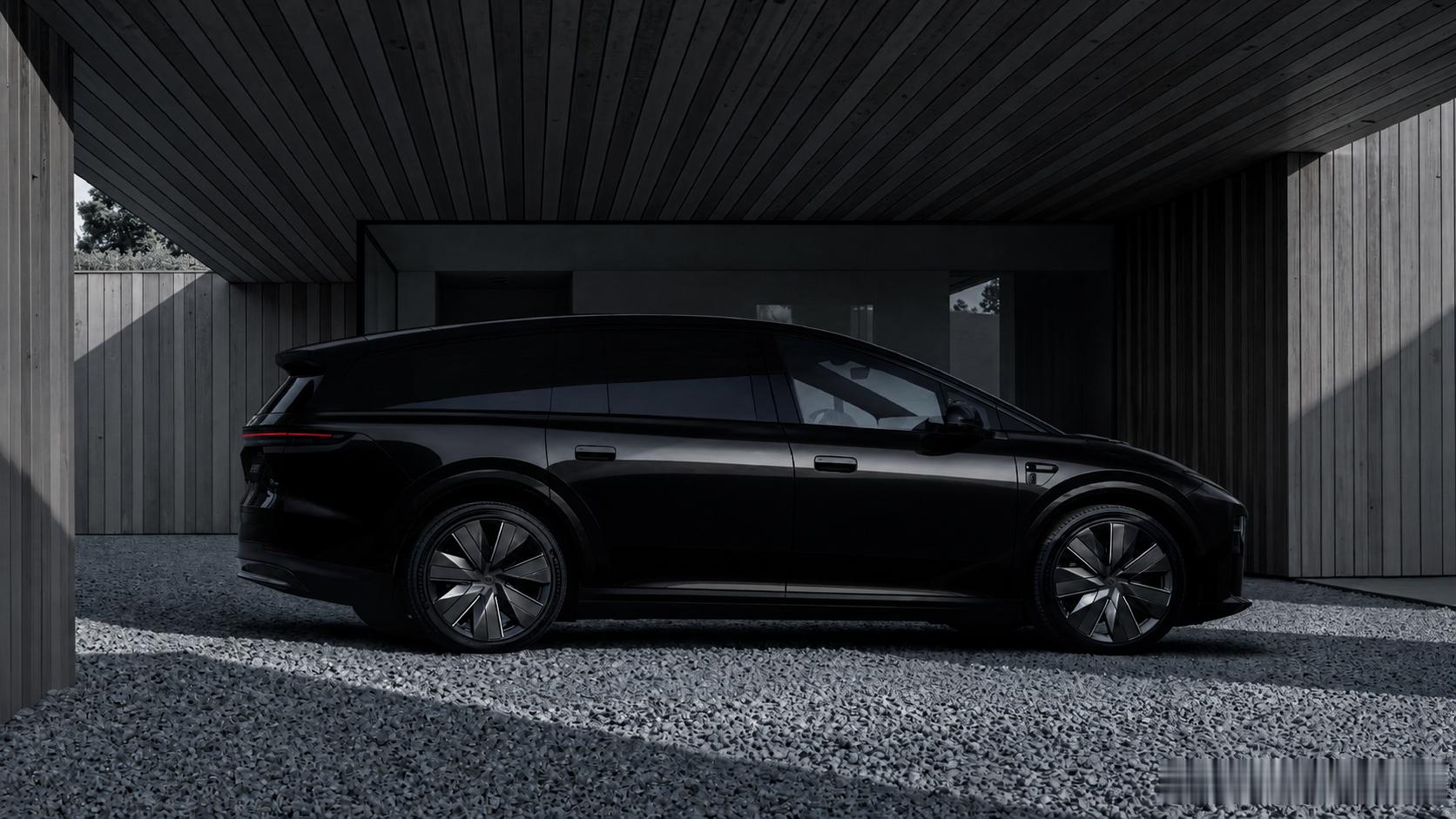 帅啊！i9是远行的大六座SUV！i8是穿梭城市的大六座SUV！i6是干啥都行的大