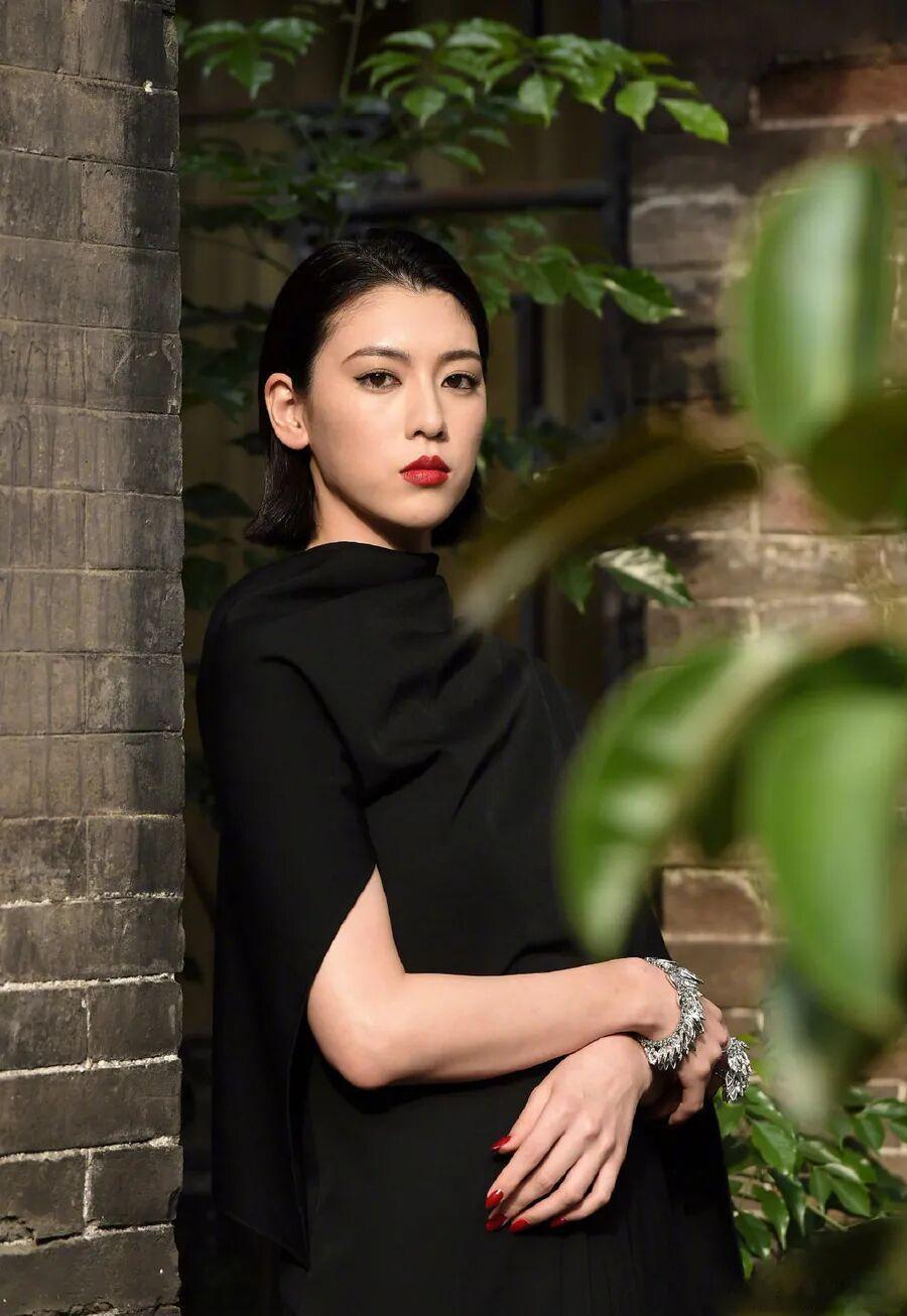 三吉彩花  次元新星计划国漫动漫