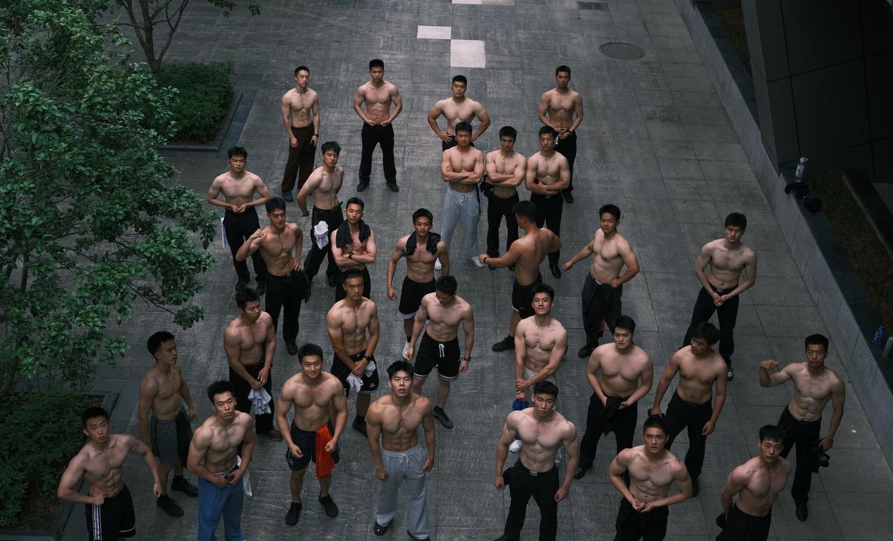 为什么有的年轻人喜欢肌肉男