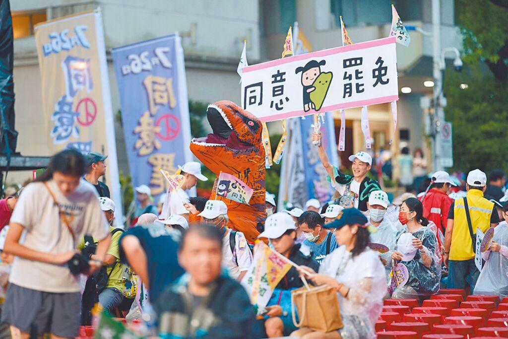大罢免投票前，一段神秘录影画面悄然首曝！而更让人意想不到的是，刘宝杰的预测竟然“