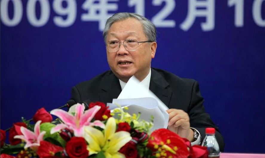 【路甬祥院士：中国科技产业创新领跑世界】《科技导报》邀请路甬祥院士撰写文章，为中