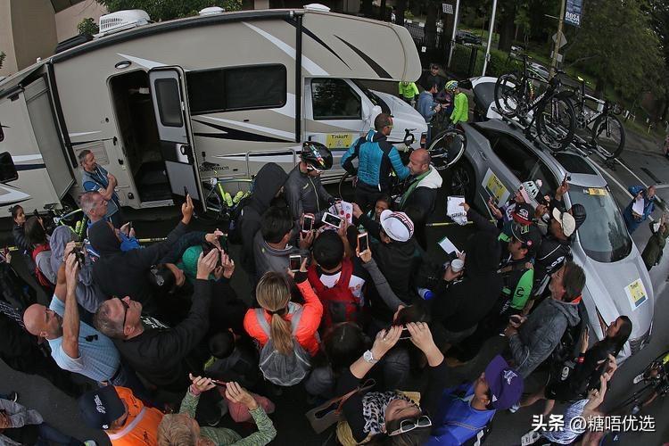 悉尼枪击案惊魂！16人惨死，枪手父子接受军事训练，还效忠ISIS？


澳洲最惨