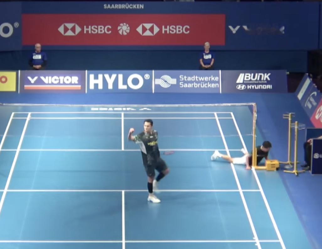 乔纳坦🇮🇩 21-14、13-21、21-18 🇯🇵古贺穗下轮：奈良冈功