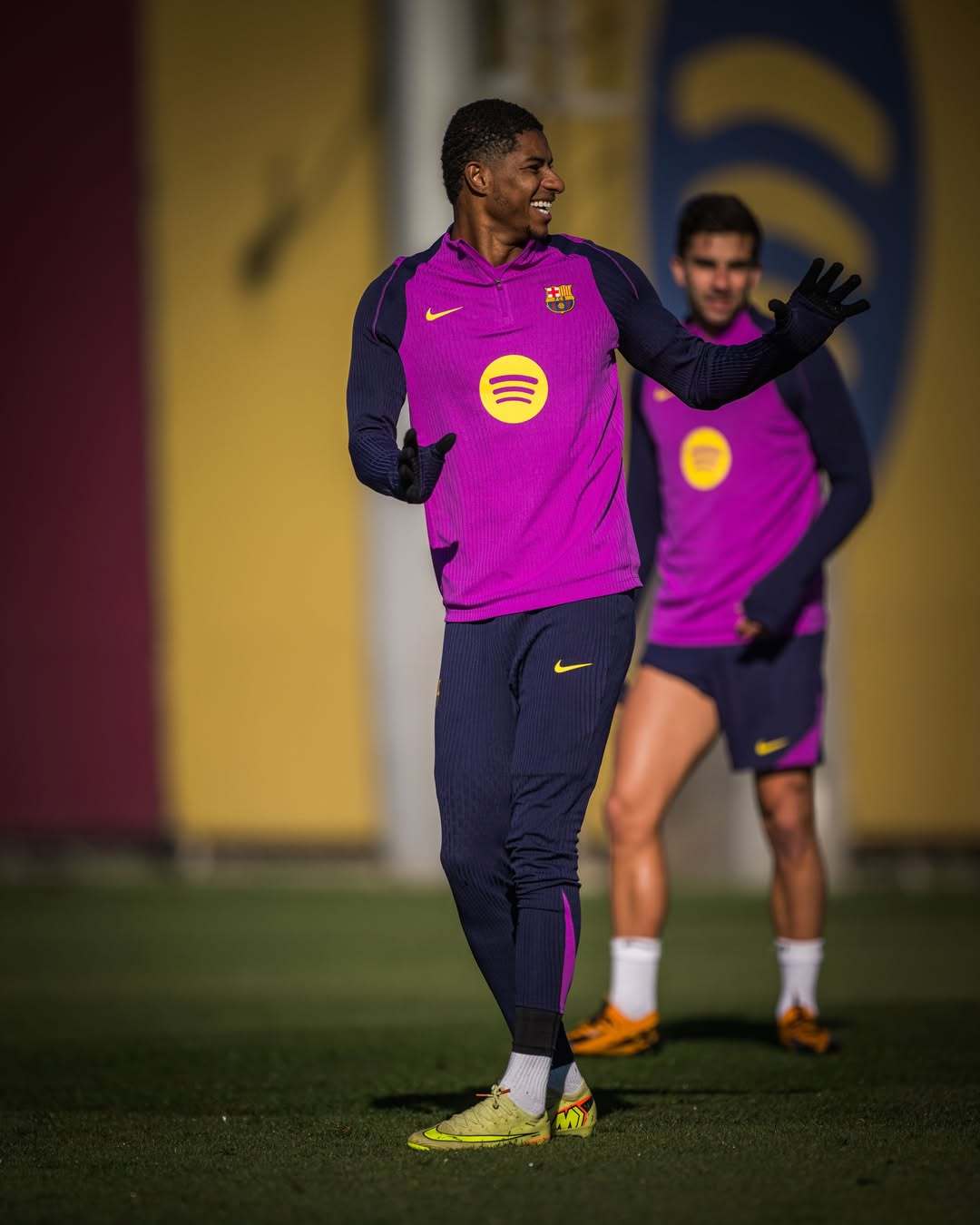 巴萨今天的训练。西甲巴萨vs阿拉维斯