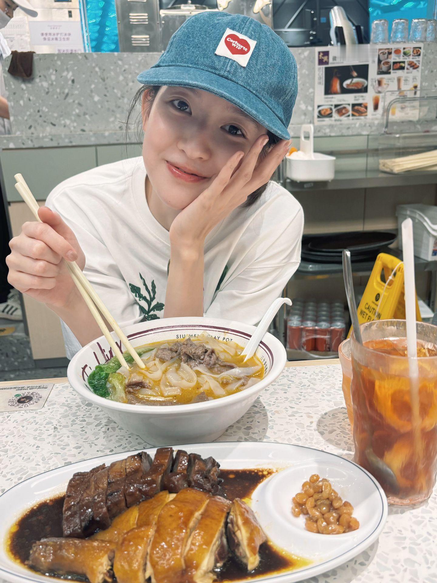 接王玉雯事业运王玉雯和迪奥的适配度简直是百分百。这也解释了为什么品牌愿意让她从挚