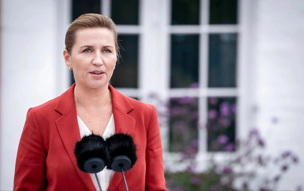 这一招“竞价”才是最高级的杀人诛心！东大根本不需要真买，只要随口报个价，就能把美