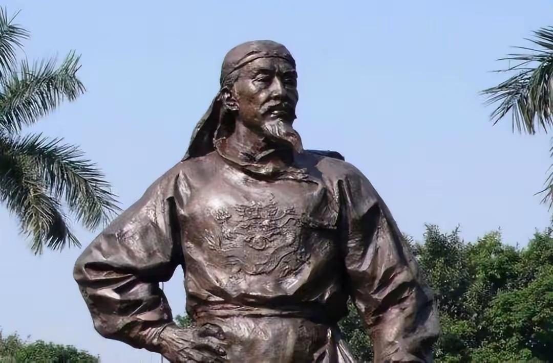 1863年，慈禧下令将石达开5岁的儿子石定忠凌迟3000刀处死，孩子实在太小，才