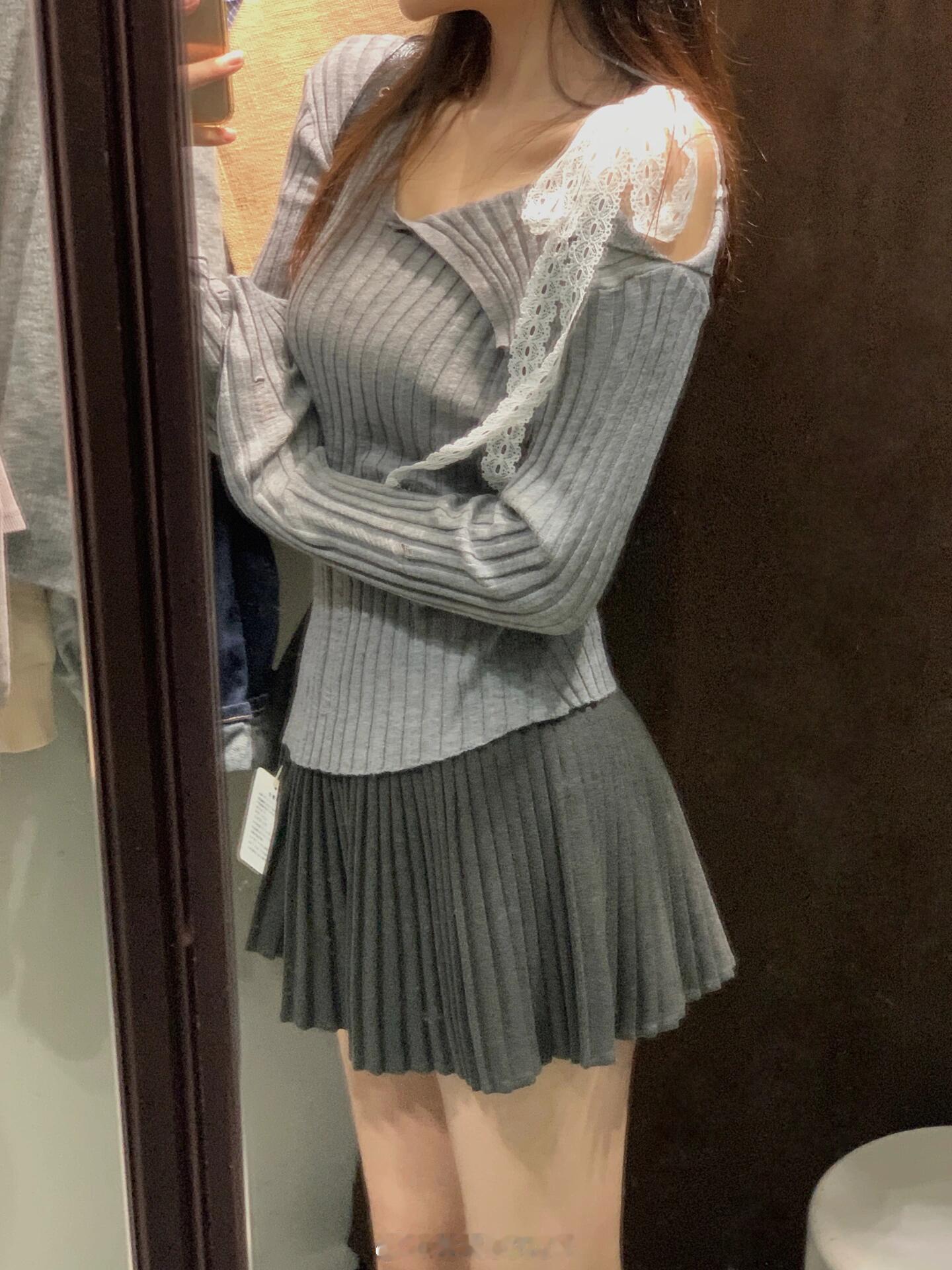 我晕…这也太正点了…我说衣服！超级显身材嘟！！ ​​​