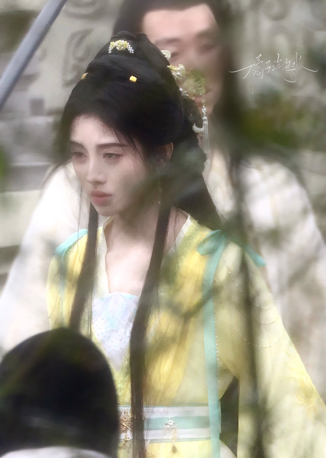 jjy鞠婧祎姜黎非jjy 鞠婧祎千香 风声围绕你身边，思念环绕你耳边