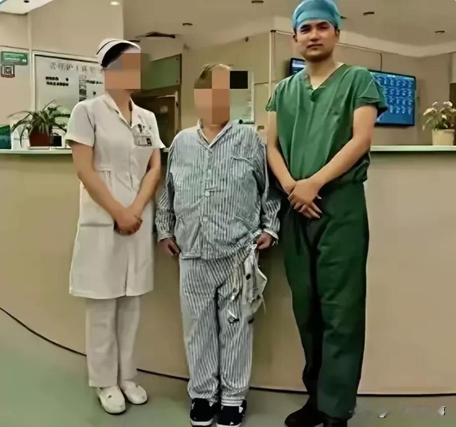 人间恶魔刘翔峰经法院审理判刑17年。
割人器官，致五人重伤，一人轻伤，贪污受贿，