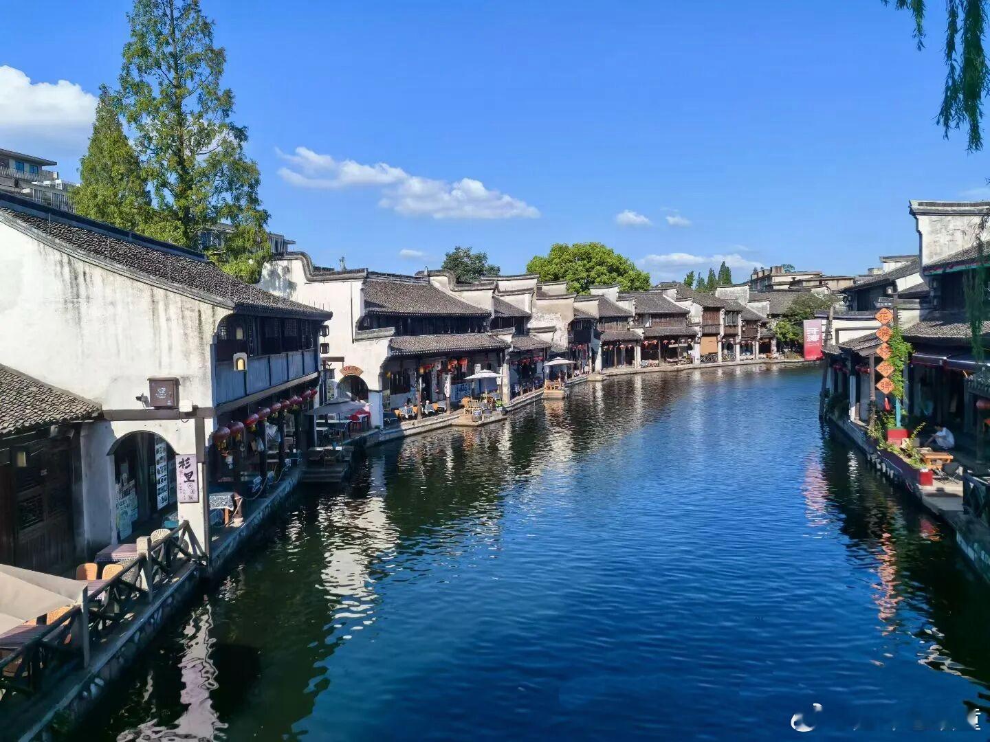 早安  ​​​