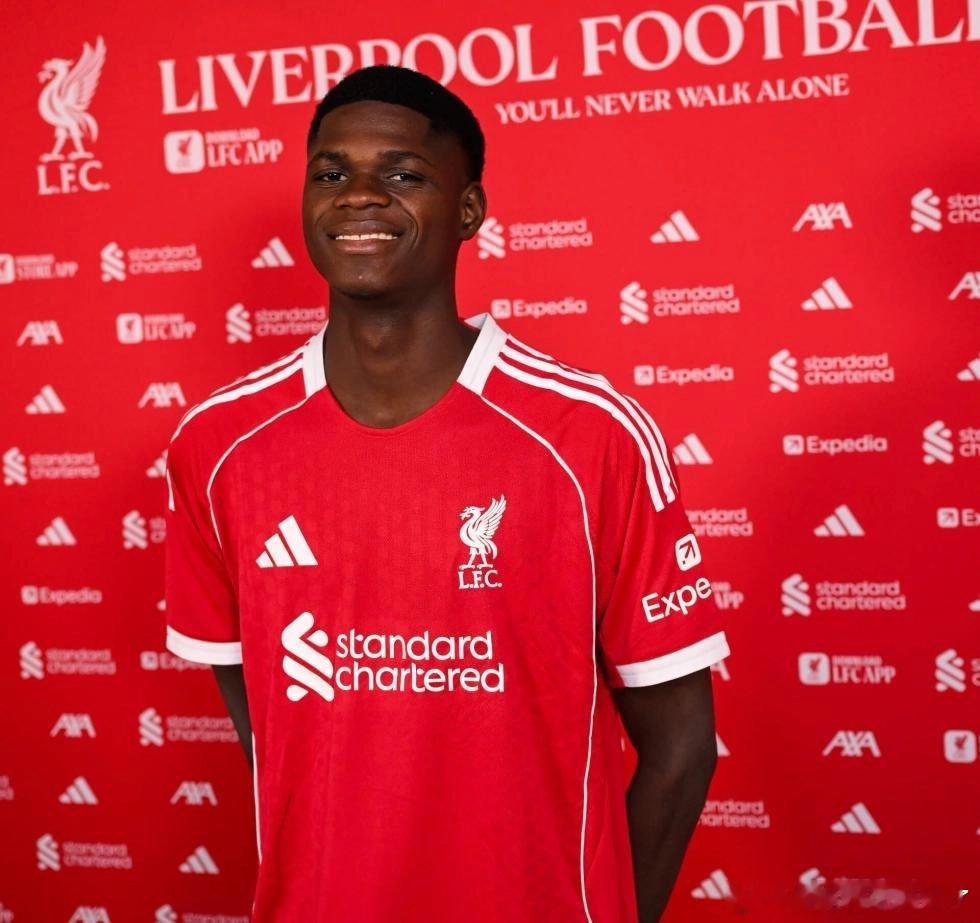 3名中后卫已经官宣，也是1月份的3笔签约 