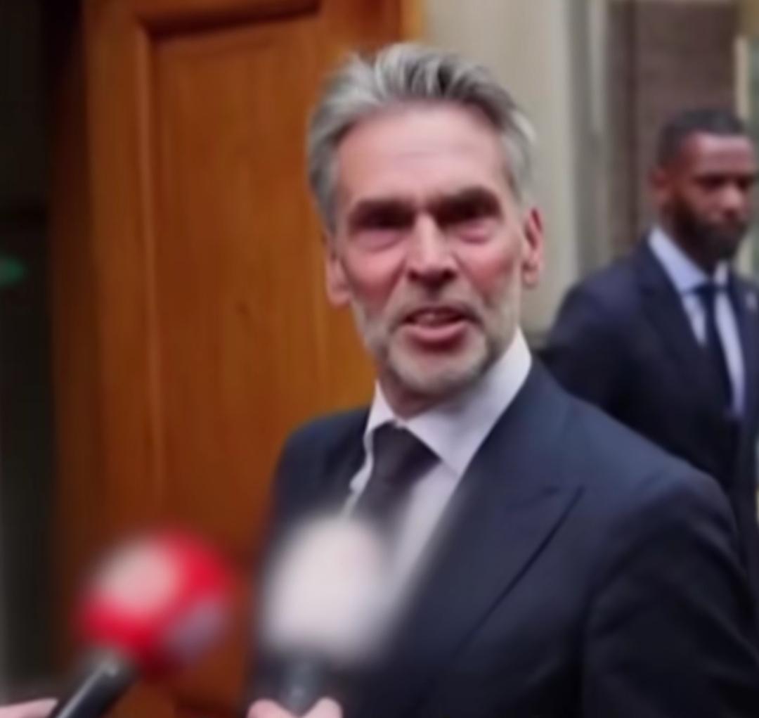 以前觉得欧洲很富裕，感觉这么发达的国家，政府应该都是一群