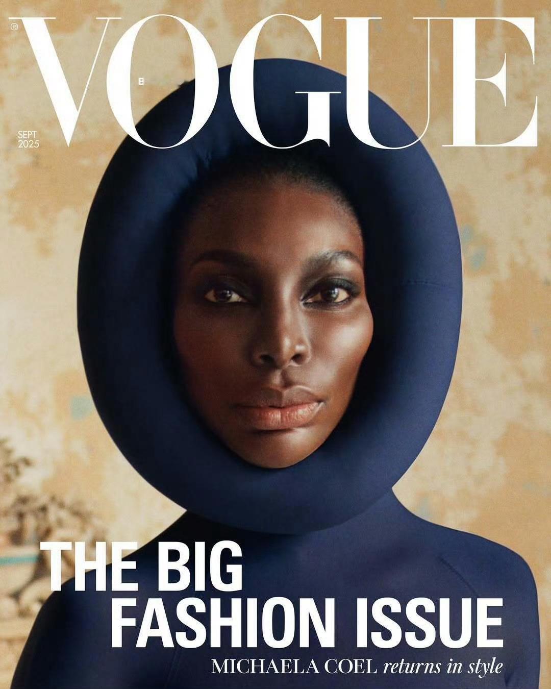 英国版 VOGUE 金九 … 买单的是alaia[泪奔] ​​​