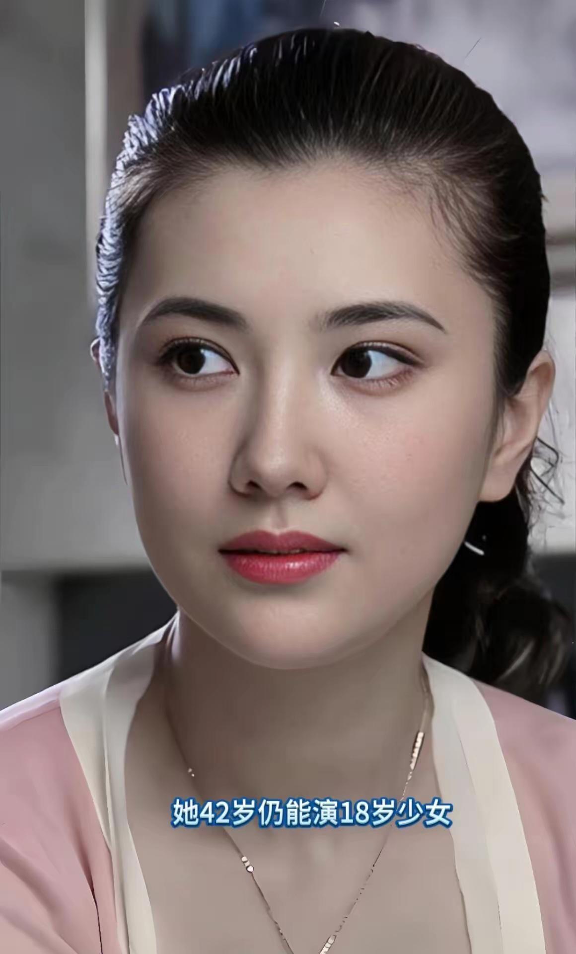 我不喜欢她
边潇潇
一个让它印小天背脊发凉的女人[吃瓜群众]