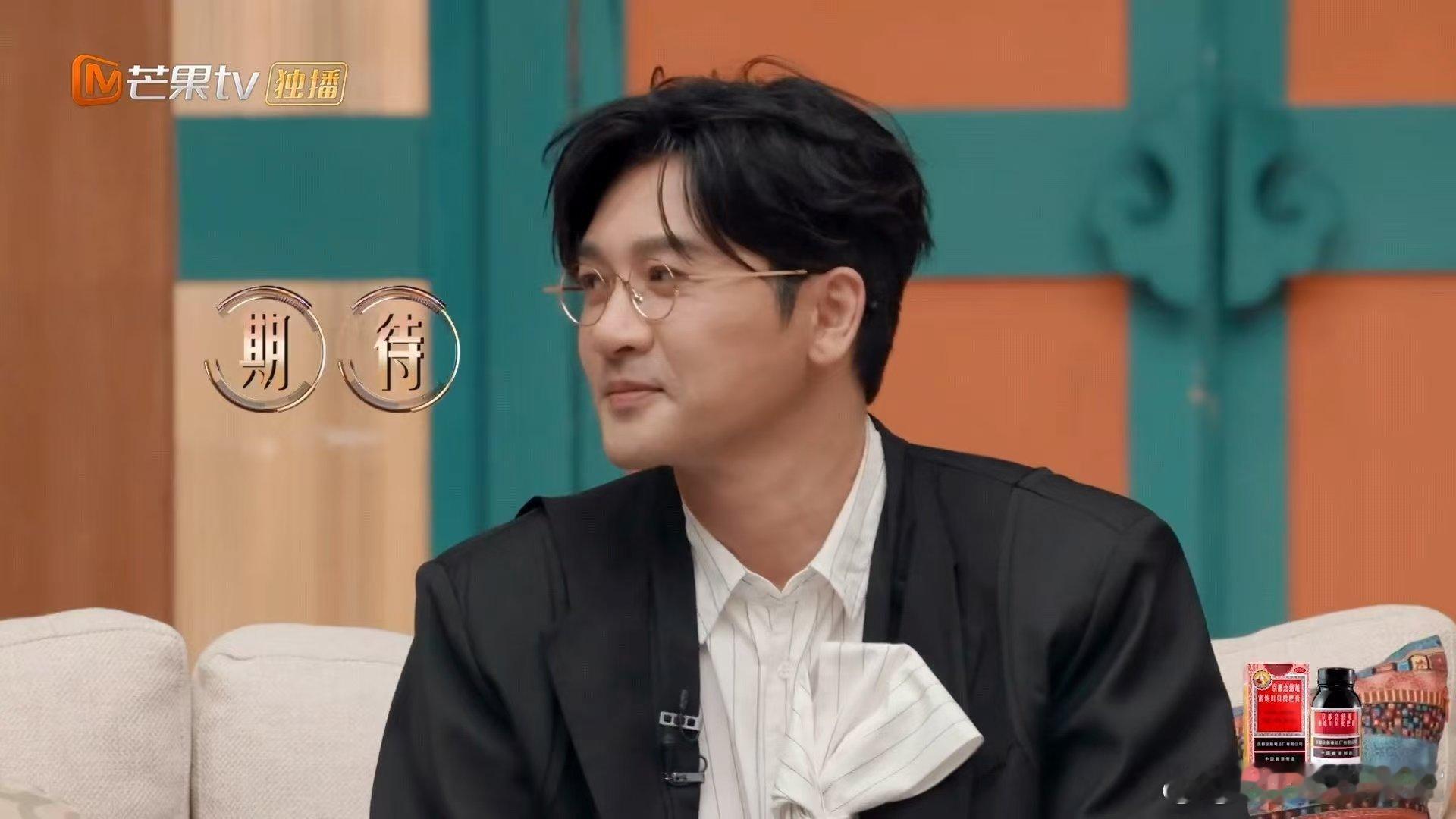 周兴哲泰语版永不失联的爱声生不息 谁被周兴哲笑到打鸣！泰语版《永不失联的爱》散装