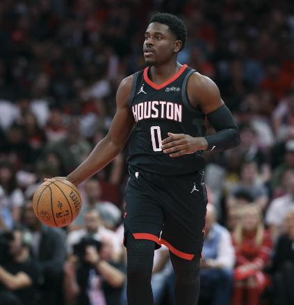休斯顿火箭杜兰特此前表示身高1米88以下的后卫在NBA的生存难度增加。身高1米8