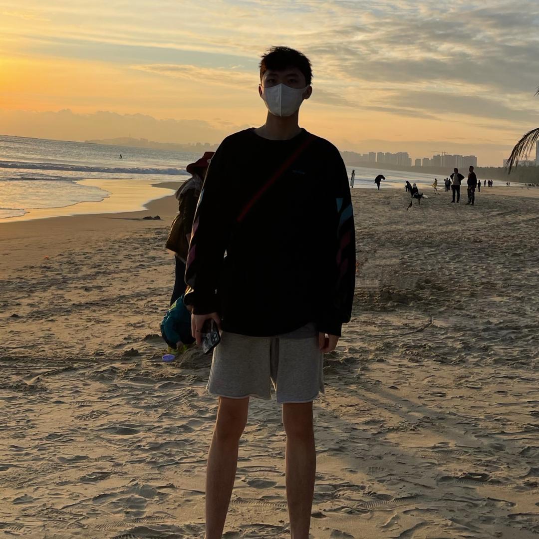 爱玩的肥三