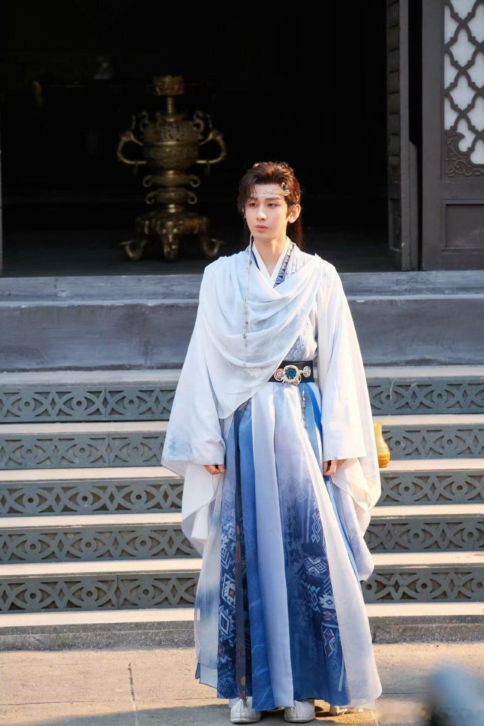 L成毅天地剑心cy成毅王权富贵成毅，对你是招摇过市，明目张胆，溢于言表的喜欢成毅