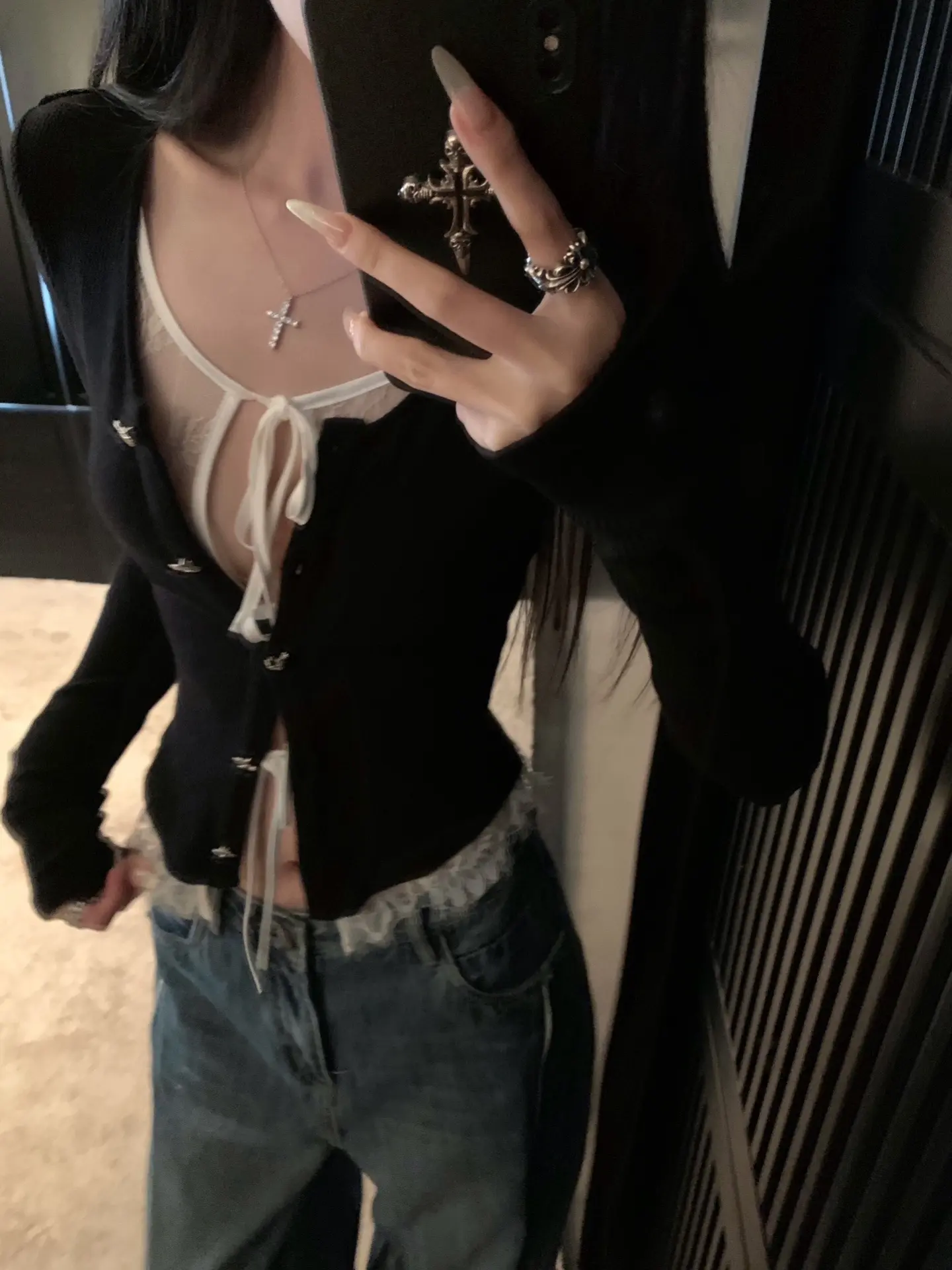 想看谁穿。