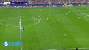 ⚽欧冠联赛阶段第2轮，马竞主场2‑0击败曼联￼￼￼马竞2比0曼联比赛开场仅1分钟
