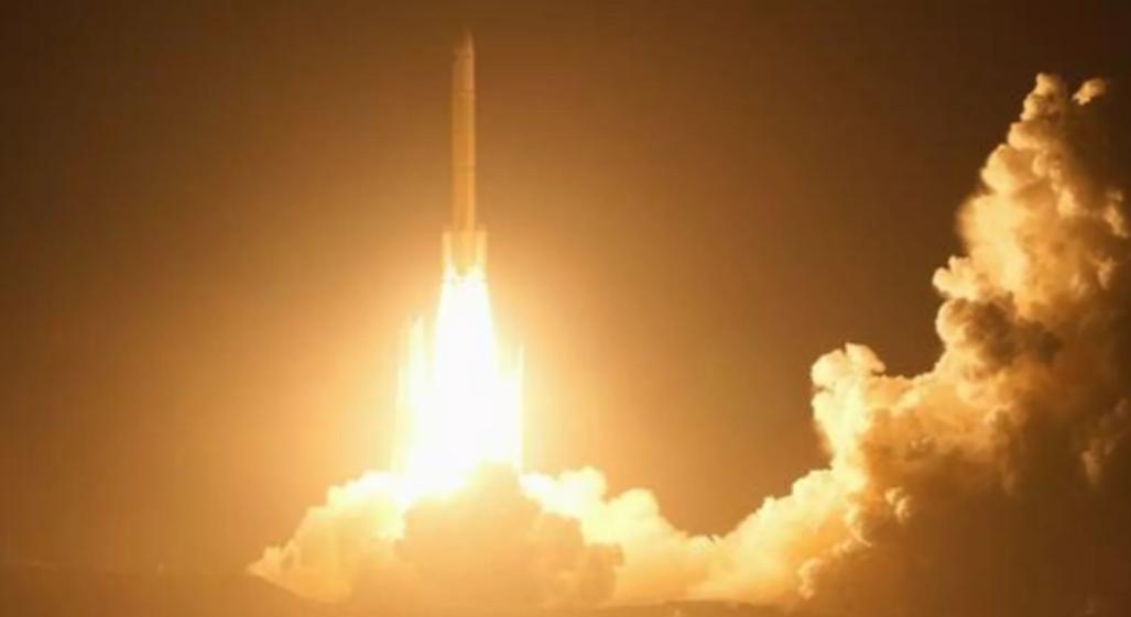 10月20日凌晨那一发，日本国内认定“巨大成功”，探测器已入预定轨道，火卫一采样