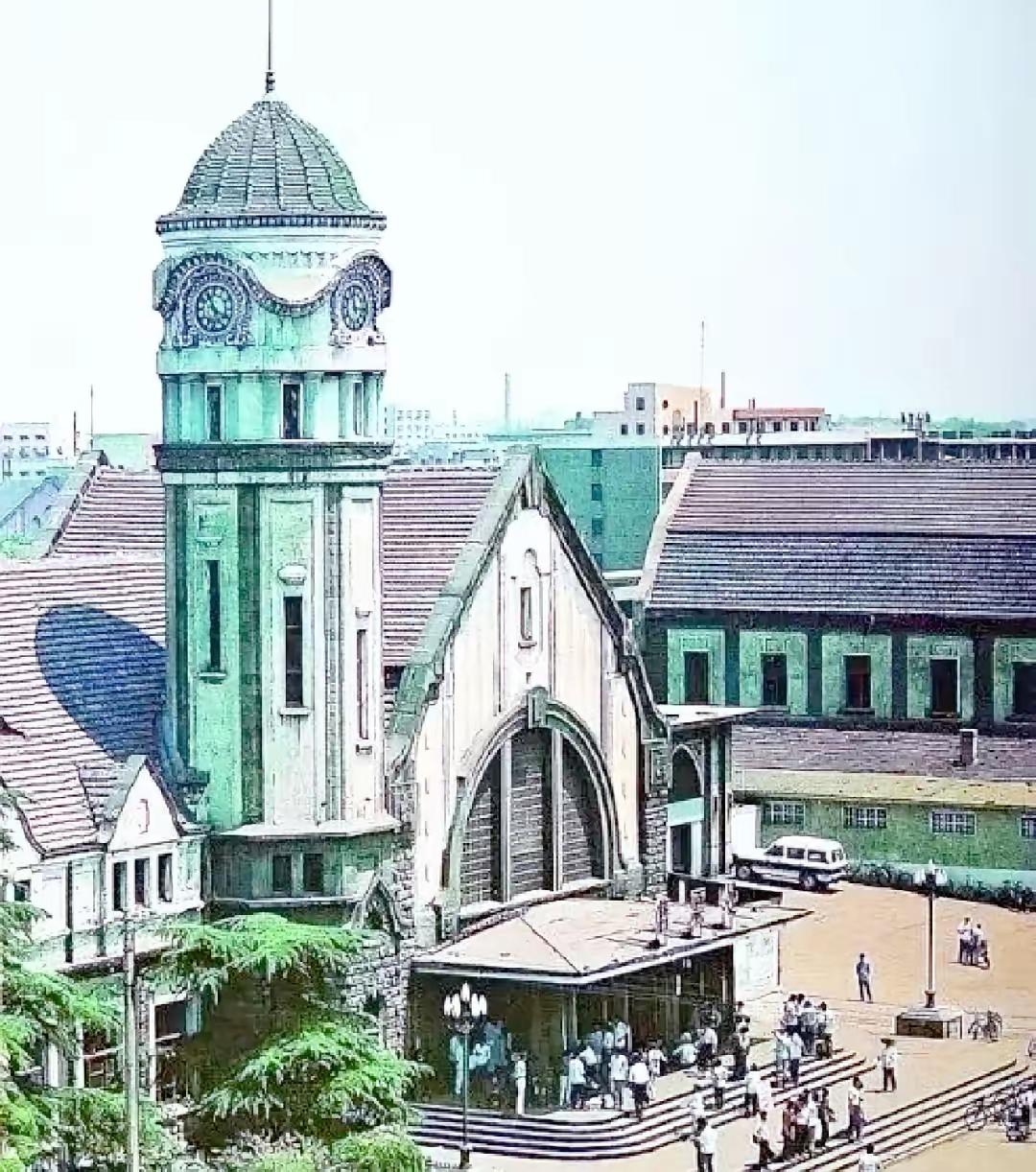 老济南火车站是殖民者的象征？其实错了，老济南火车站反而是反抗殖民的象征。


还