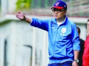 董路在U15又开掉了一个孩子！ 
 
他不是因为技术，不是因为体能，而是因为他触