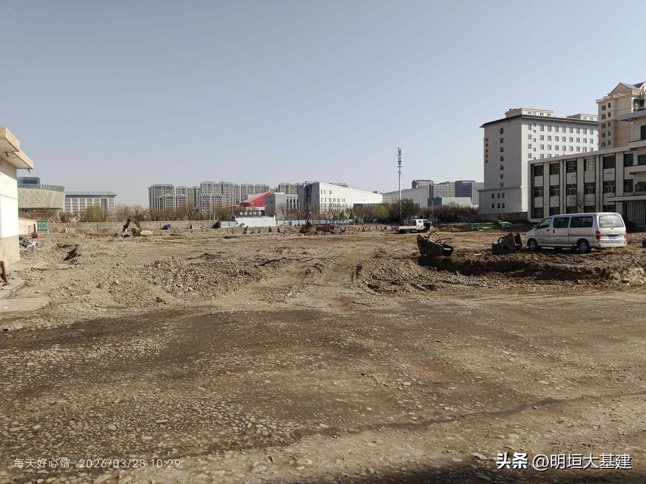 【对联集锦】
太好奇啊！恒昌的楼盘一个比一个火爆！

随着时代的发展，我们已经告