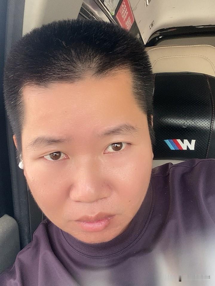 你支持为环卫工发放高温补贴吗人这一辈子，什么最值钱 你们觉得家庭和亲情那个重要啊