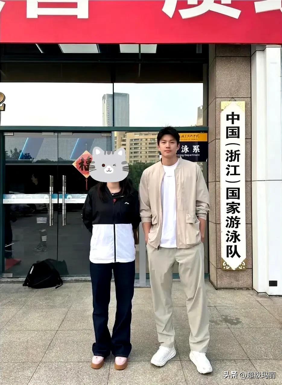 每天都在重复汪顺好帅，就这样简简单单，真的帅太超过了小伙帅呆了