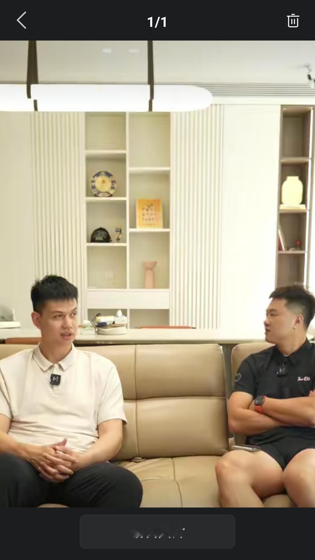 【近日前浙江广厦球员许中豪接受孟铎采访，被问到当年你顶撞郅哥情绪很激烈，到底是怎