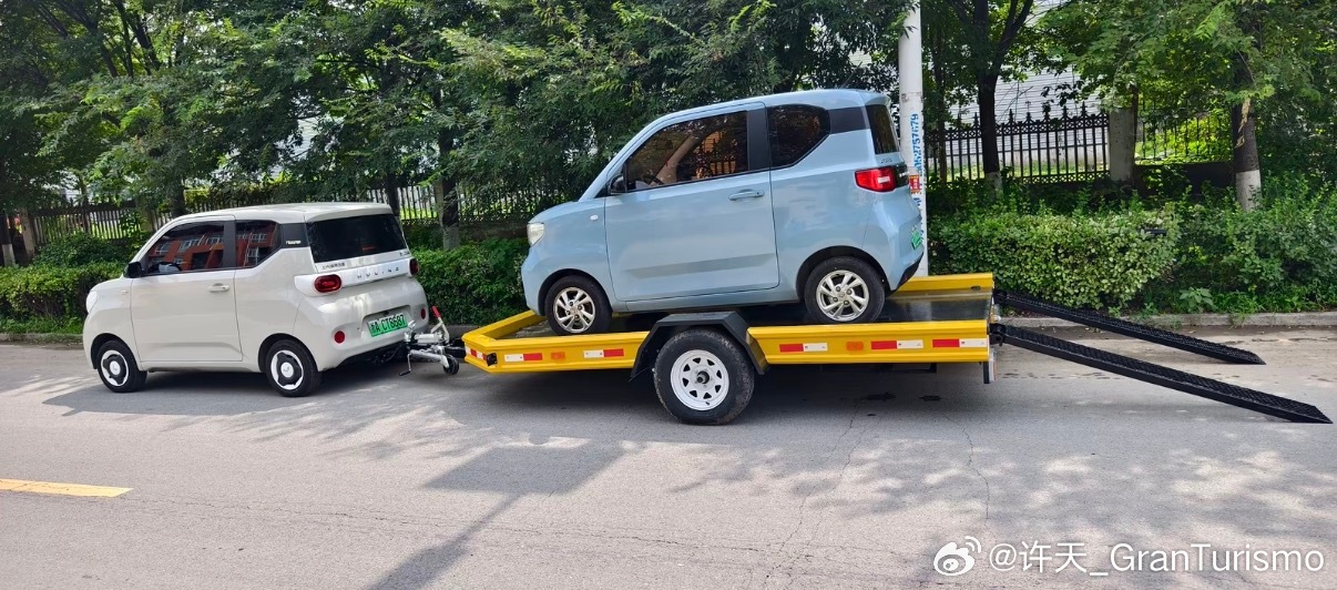 五菱MINI EV拖挂，不超过700kg不需要牵引资质，其实还是能拖不少东西的[