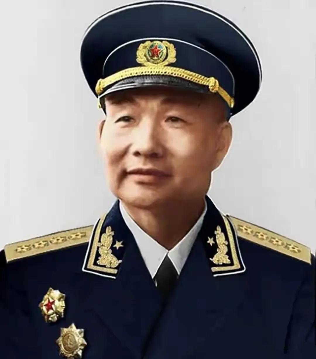 1987年，这位已经80多岁高龄的原海军司令员在电视新闻里听到，“中国不需要、也