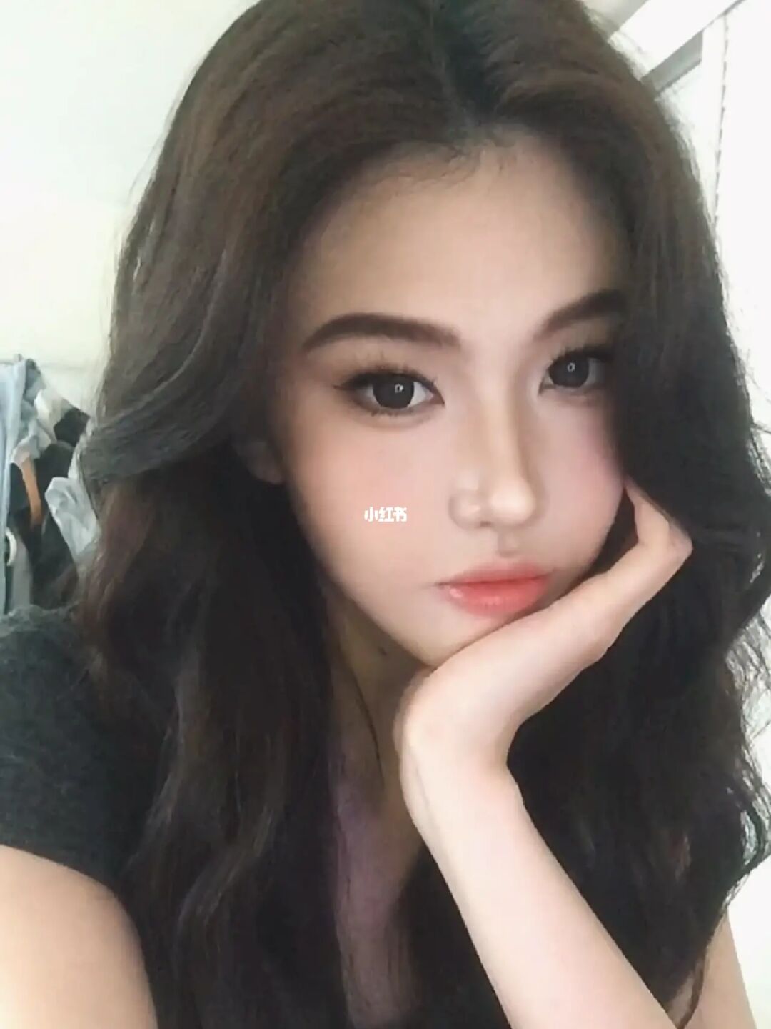 帮我左滑卸妆吧！