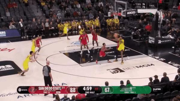 看了俄勒冈对阵圣迭戈洲立的比赛，林葳的前两次出手选择太不好了，他得改变一下打球的