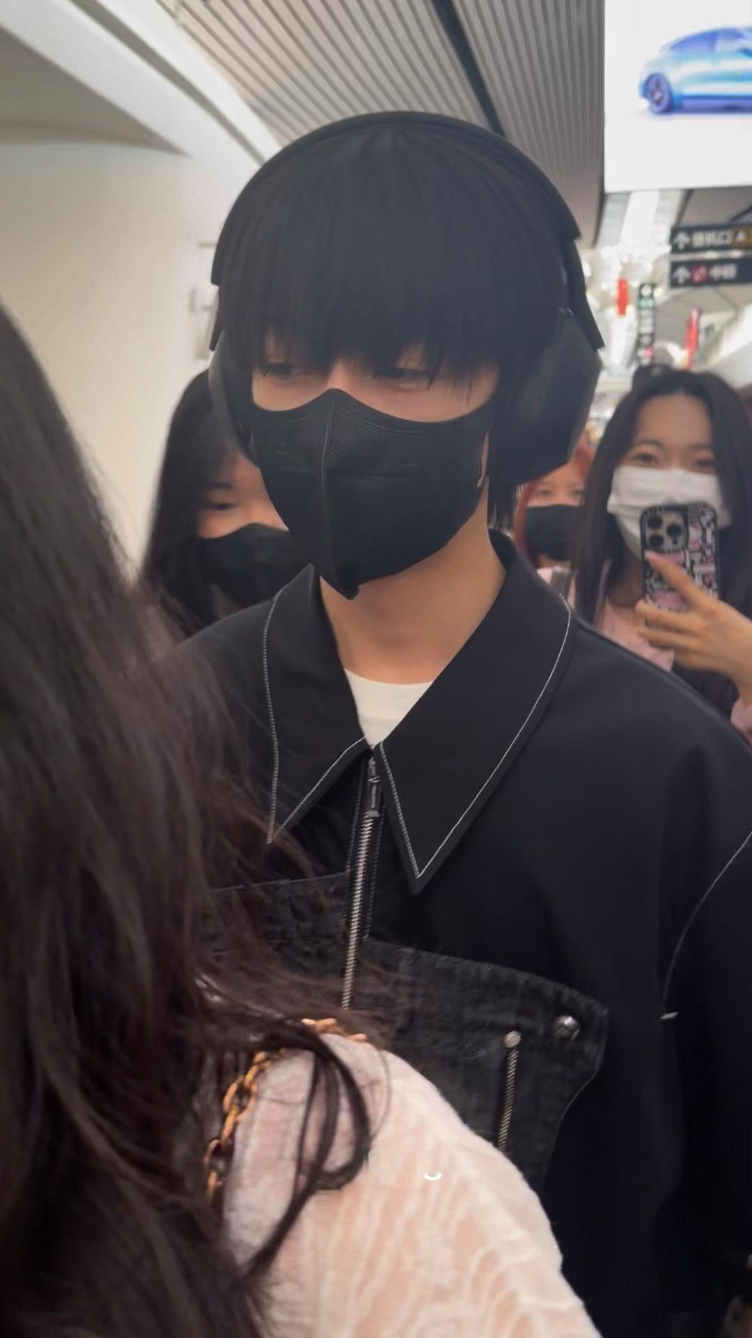 乐死我了老妈：谁踩我杨博文：我 （偷笑