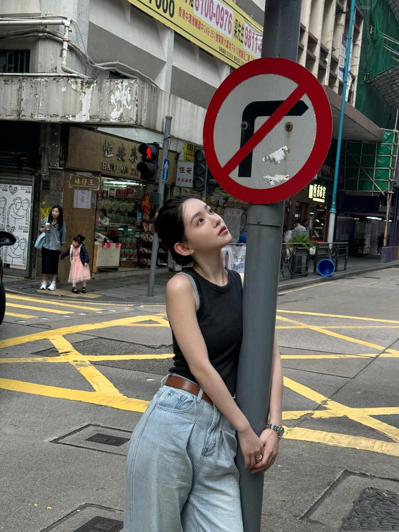 李沐宸街拍碎片
