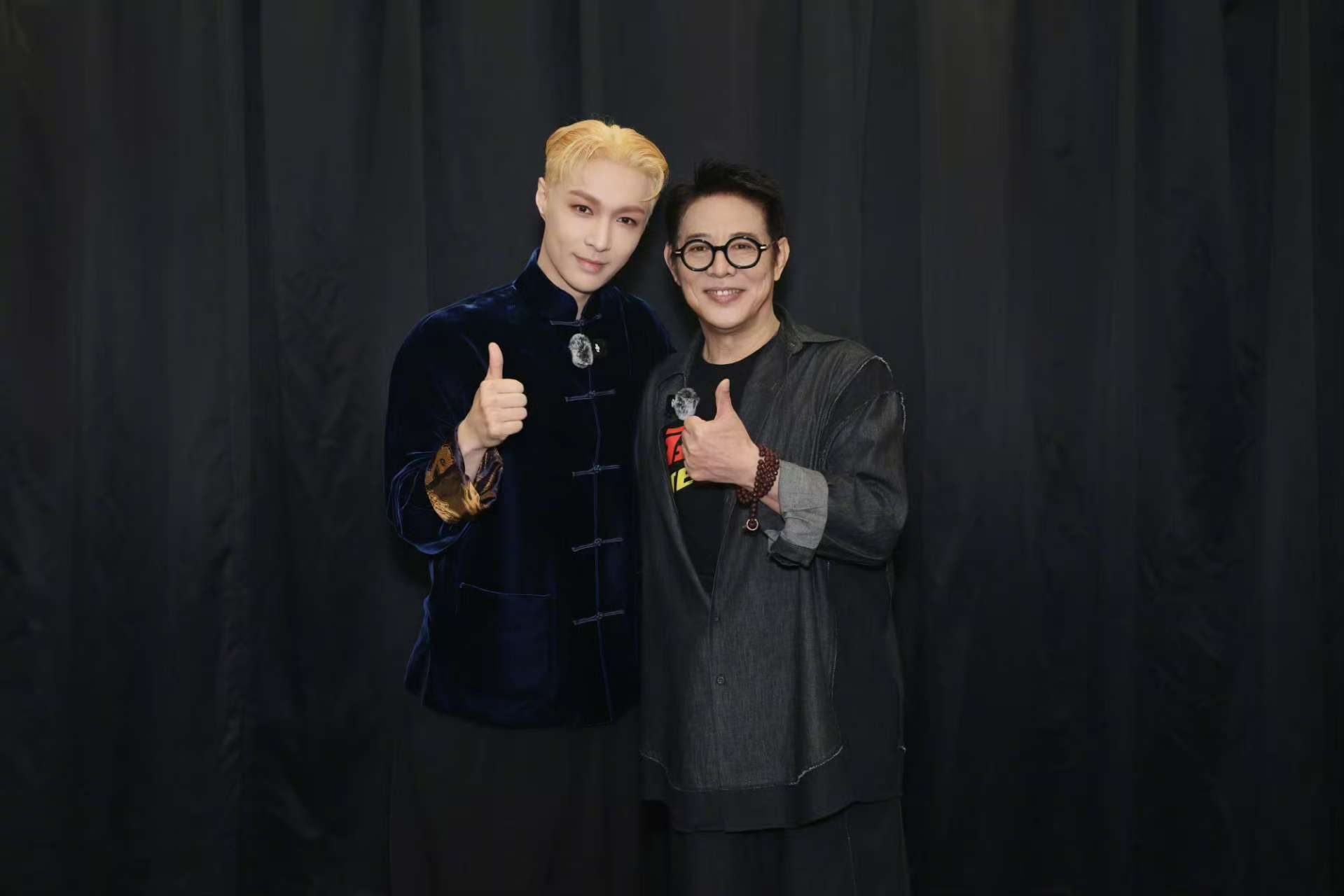 张艺兴无比荣幸张艺兴听李连杰老师上了很棒的一课张艺兴无比荣幸，接力传承， ​​​