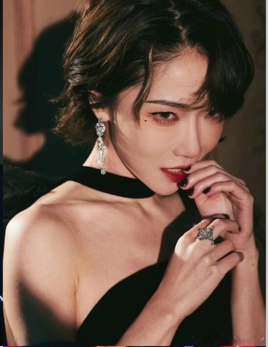 #刘恋和陈昊宇十年前就认识了#不是，谁教你们那么姬的？！刘恋 于文文 陈昊宇你们