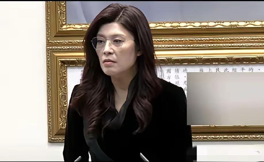 国民党只有重返执政，才能支持两岸和平统一，这是个伪命题，是在为抗拒统一找借口！