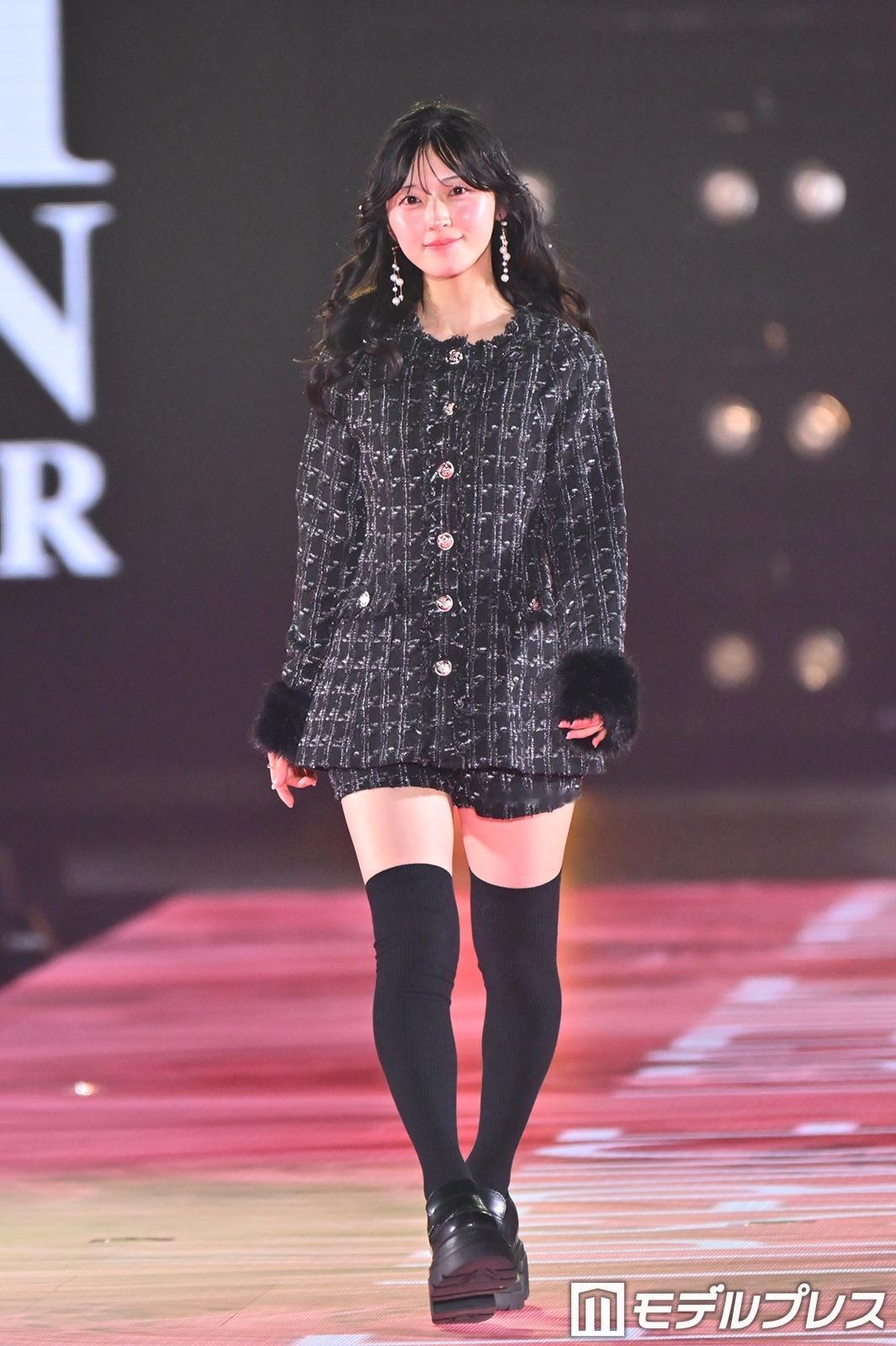 【图片】AKB48佐藤绮星八木爱月伊藤百花