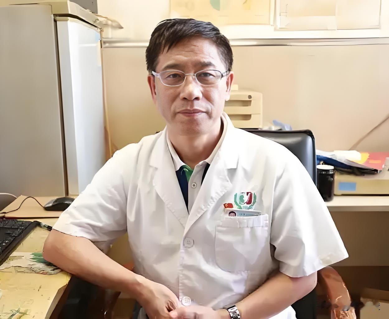 陈敦金教授是我国知名重症孕产妇急救与母胎医学方面的专家，担任广州医科大学附属第三